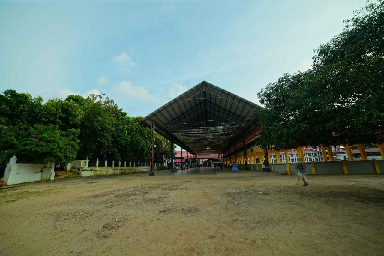 The Vyshakh 호텔 Guruvāyūr 외부 사진